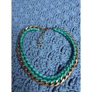 Chloe + Isabel Chunky Goldtone Chain Necklace Green Thread 14 - 16 inches Long